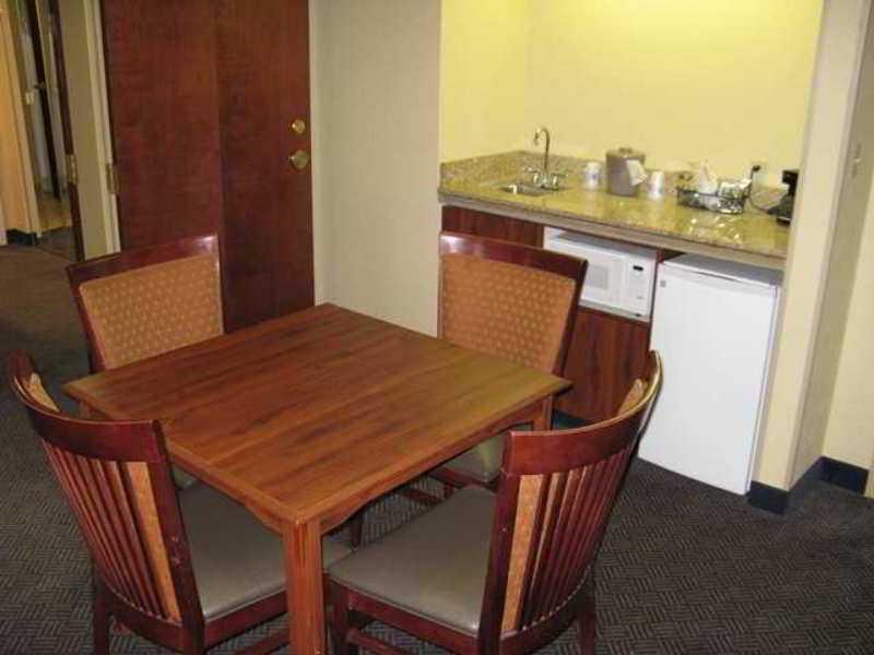 Hampton Inn Fort Wayne-Southwest Restaurant photo